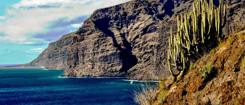 ¡Tenerife: 3, 5 o 7 noches con Vuelos (Madrid, Málaga, Sevilla o Granada) + Hoteles 3* en régimen de Media Pensión! ¡Incluye Puentes!