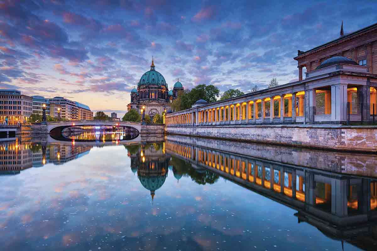 ¡Combinado Europa: Berlín, Praga y Viena! 8 días y 7 noches en Hoteles 3* con Desayunos + Vuelos +Tour + Tasas!