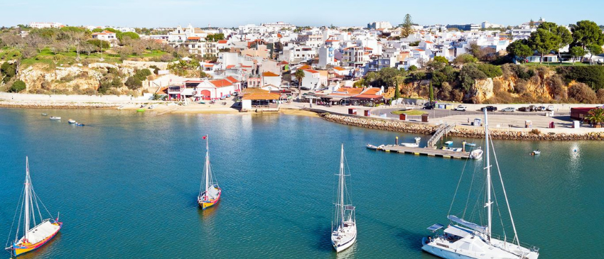 ¡Alvor (Algarve - Portugal): 5 días y 4 noches en Hotel 3* en Apartamento totalmente equipado y régimen de Todo Incluido!