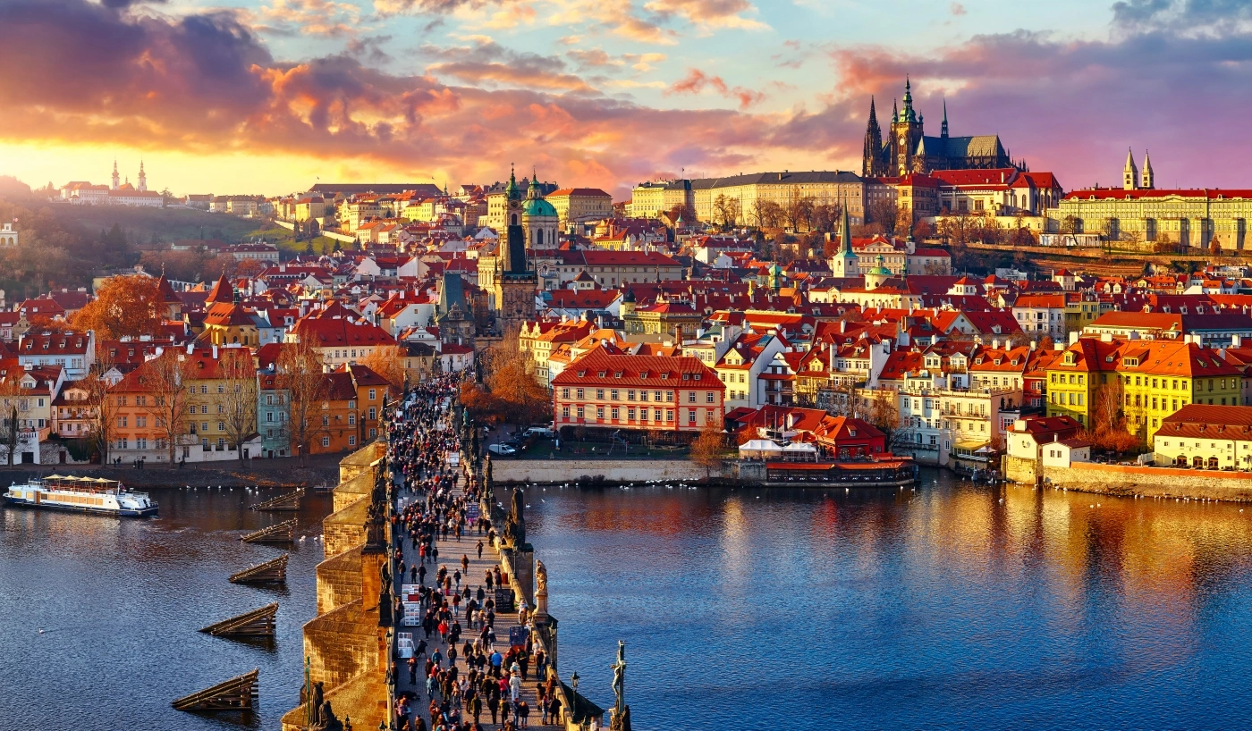 ¡Combinado Europa: Berlín, Praga y Viena! 8 días y 7 noches en Hoteles 3* con Desayunos + Vuelos +Tour + Tasas!