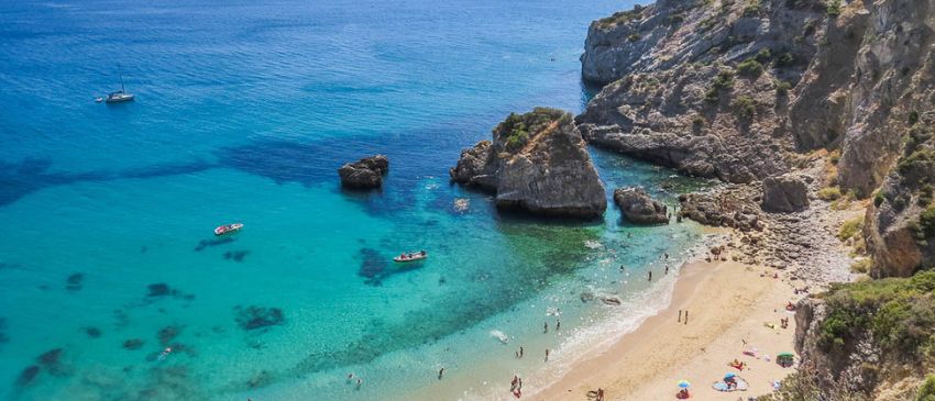 ¡3 días y 2 noches en Sesimbra (Lisboa) en Hotel 4* a pie de playa, en régimen de Media Pensión y Habitación Vista Mar!