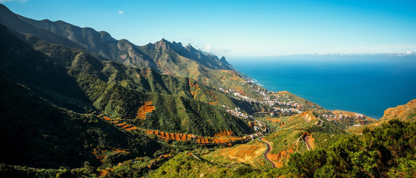 ¡Tenerife: 3, 5 o 7 noches con Vuelos (Madrid, Málaga, Sevilla o Granada) + Hoteles 3* en régimen de Media Pensión! ¡Incluye Puentes!
