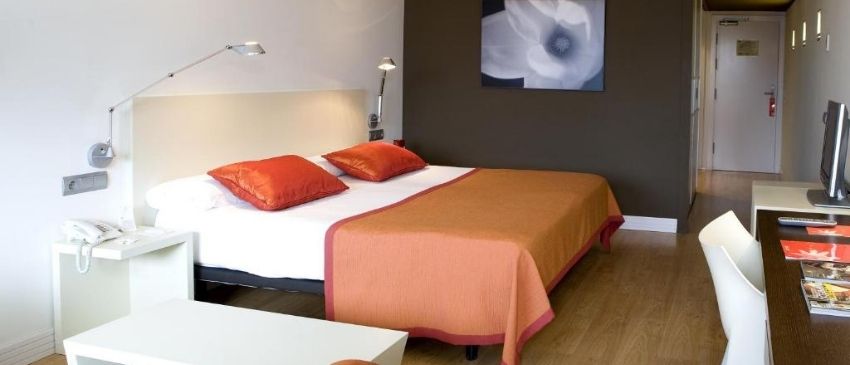 Puente de Noviembre: 4 días y 3 noches en Salou en Hotel 4* SOLO ADULTOS muy cerca de la playa